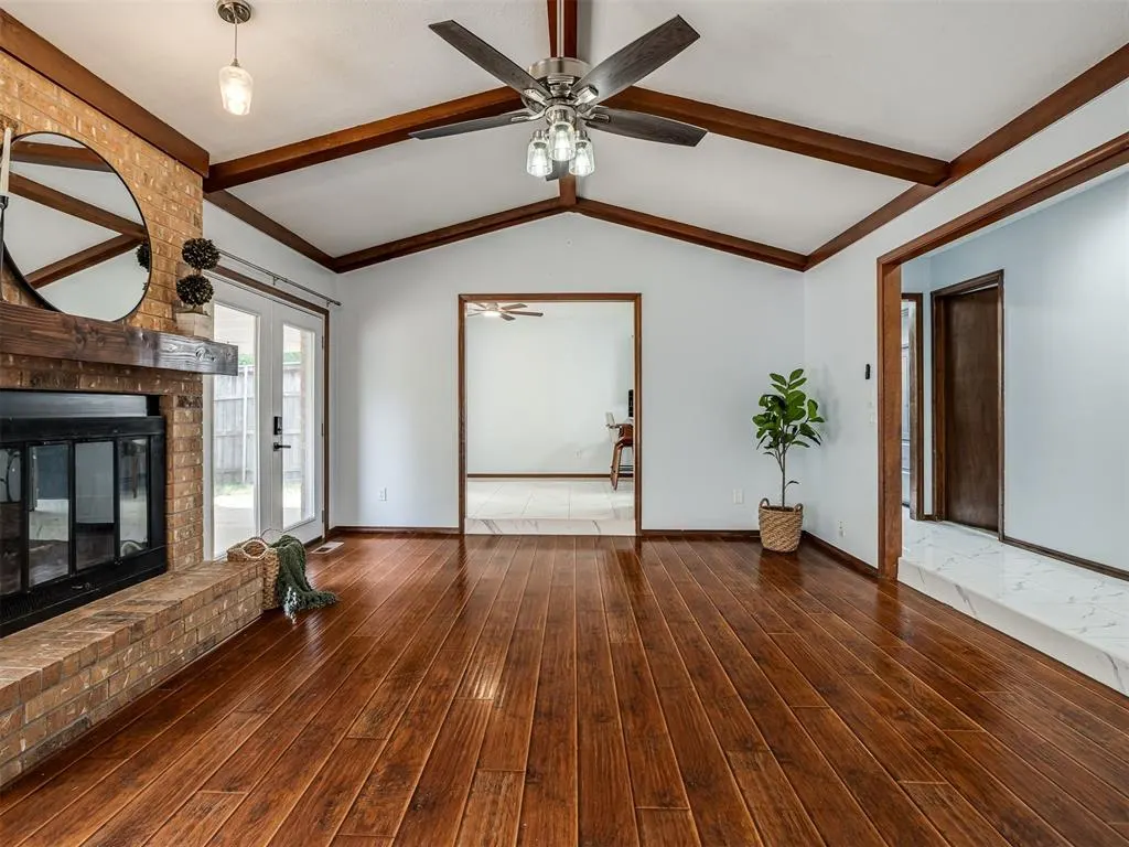 Photo 7 — 1908 Edgewater Lane, Edmond, OK 73013