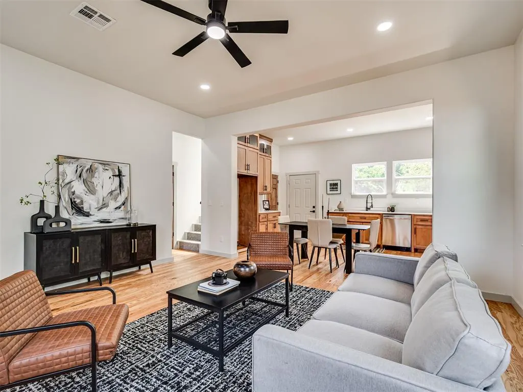 Photo 8 — 3008 NW 29th Street, Oklahoma City, OK 73107