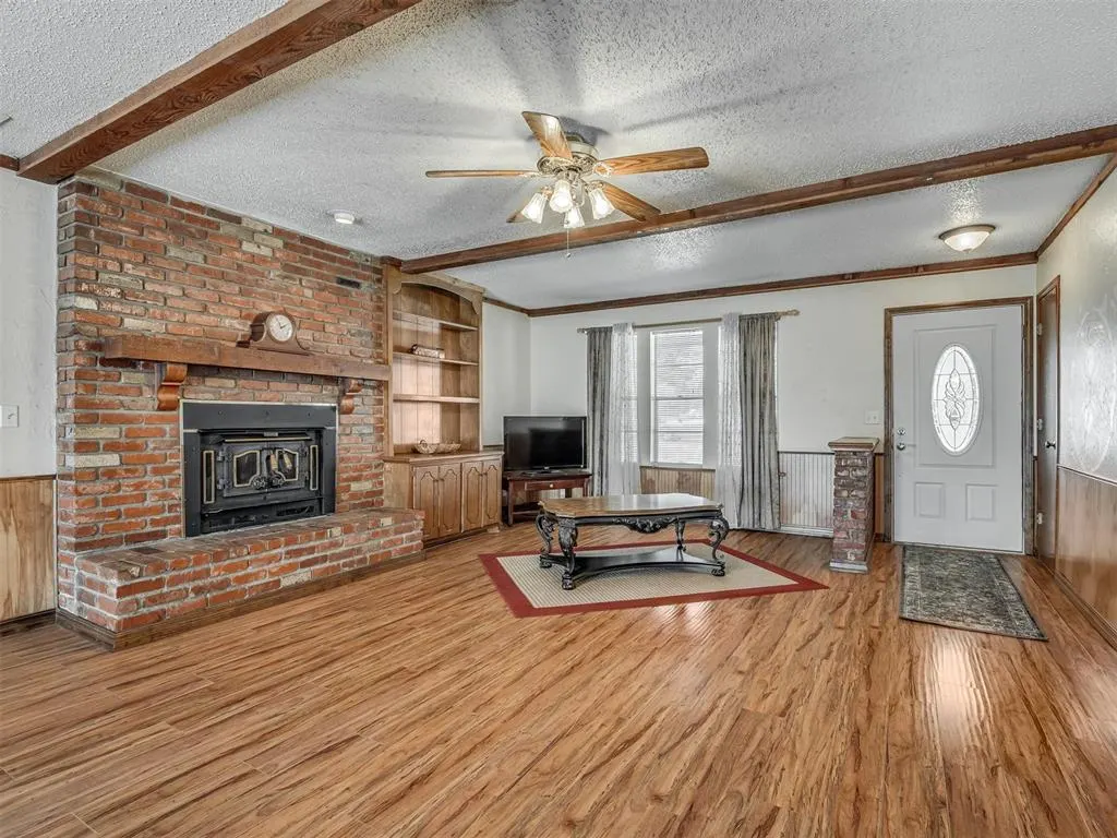 Photo 7 — 15070 Tomahawk Drive, Yukon, OK 73099