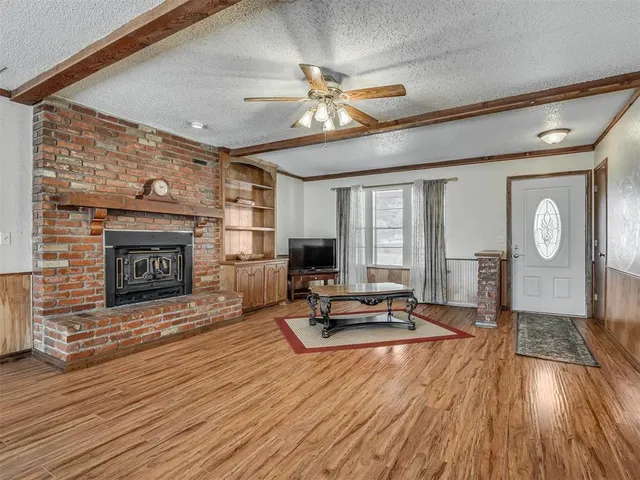 Photo 7 — 15070 Tomahawk Drive, Yukon, OK 73099