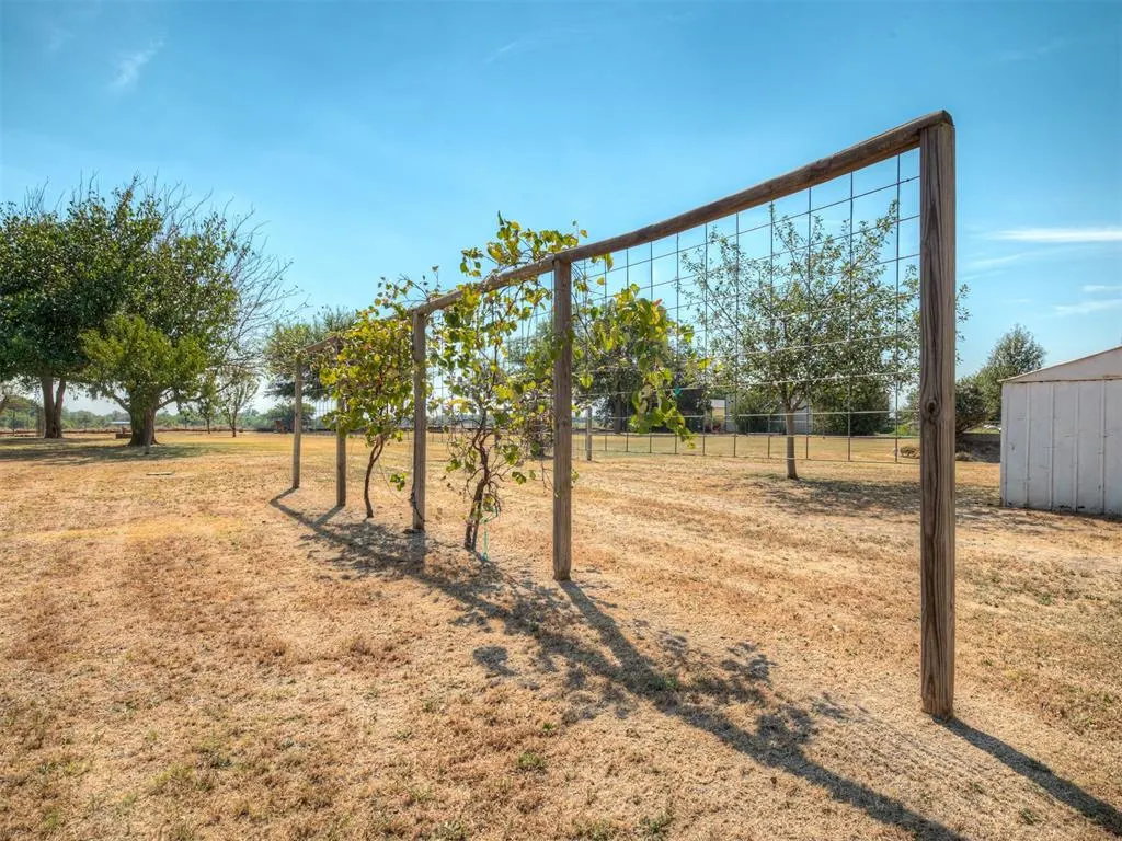 Photo 39 — 15070 Tomahawk Drive, Yukon, OK 73099