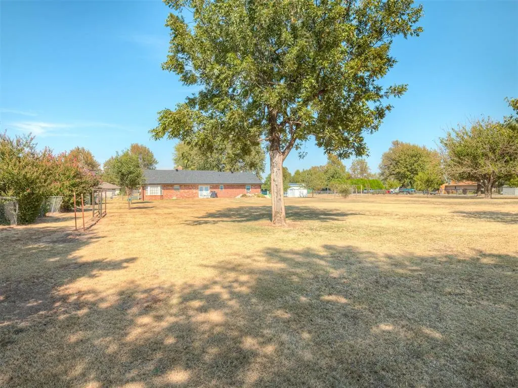 Photo 41 — 15070 Tomahawk Drive, Yukon, OK 73099