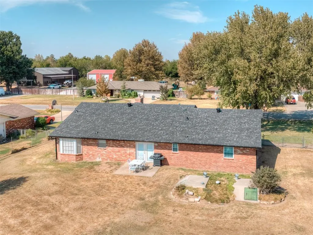 Photo 43 — 15070 Tomahawk Drive, Yukon, OK 73099
