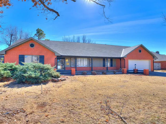 Photo 2 — 3024 Middlesex Drive, Oklahoma City, OK 73120