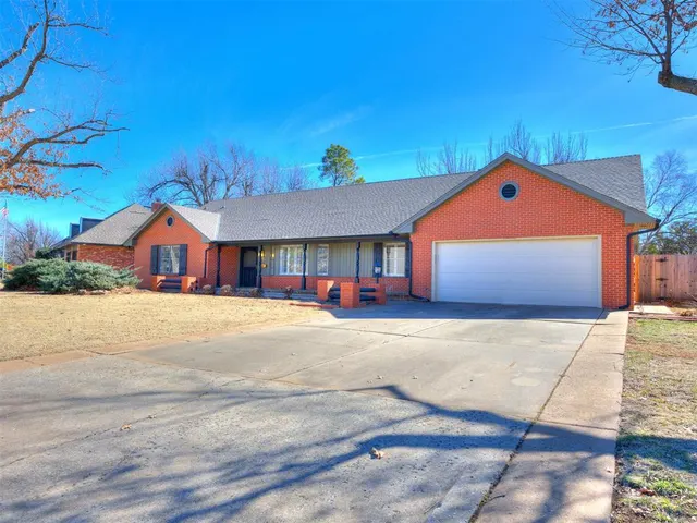Photo 4 — 3024 Middlesex Drive, Oklahoma City, OK 73120