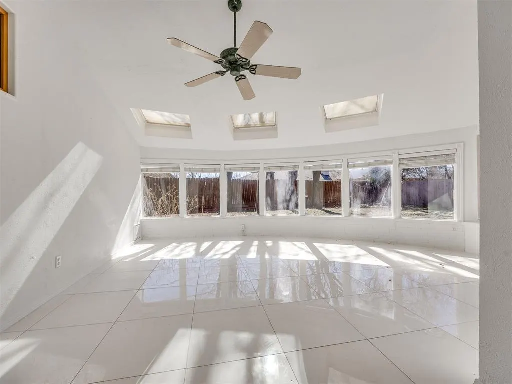 Photo 13 — 3024 Middlesex Drive, Oklahoma City, OK 73120