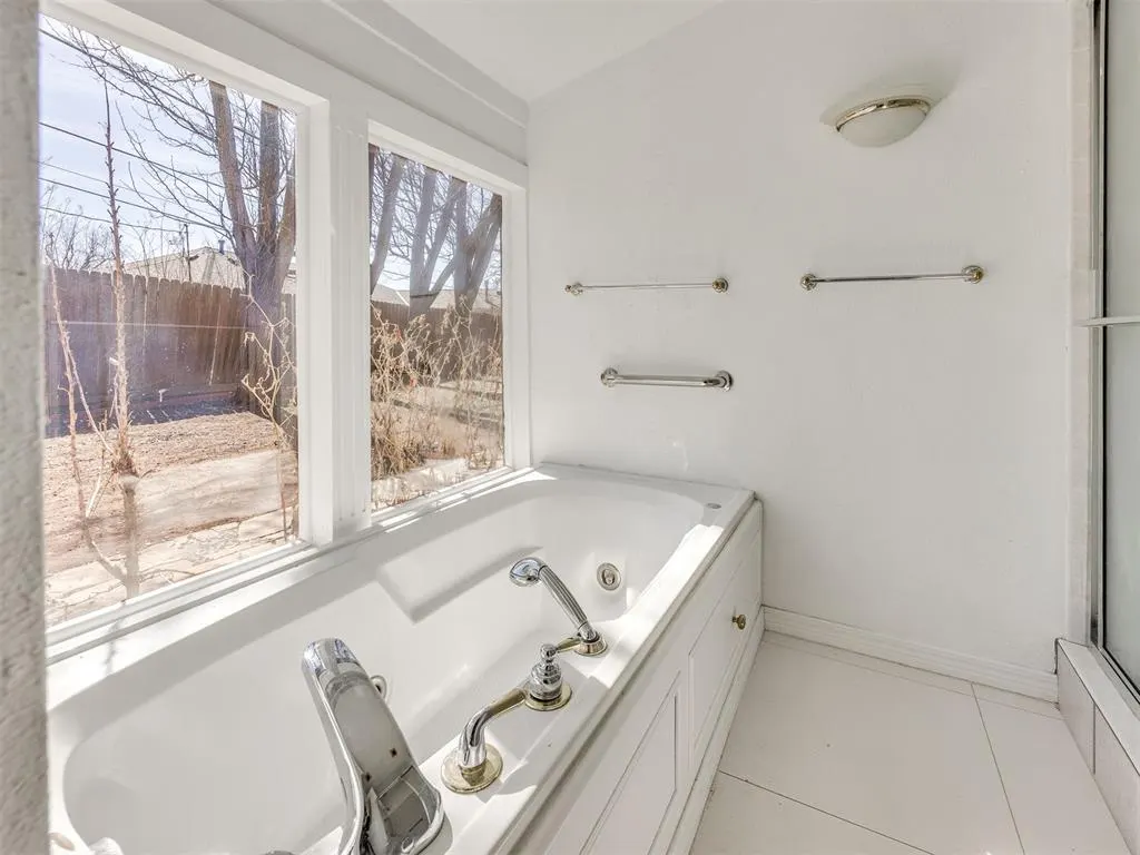 Photo 34 — 3024 Middlesex Drive, Oklahoma City, OK 73120