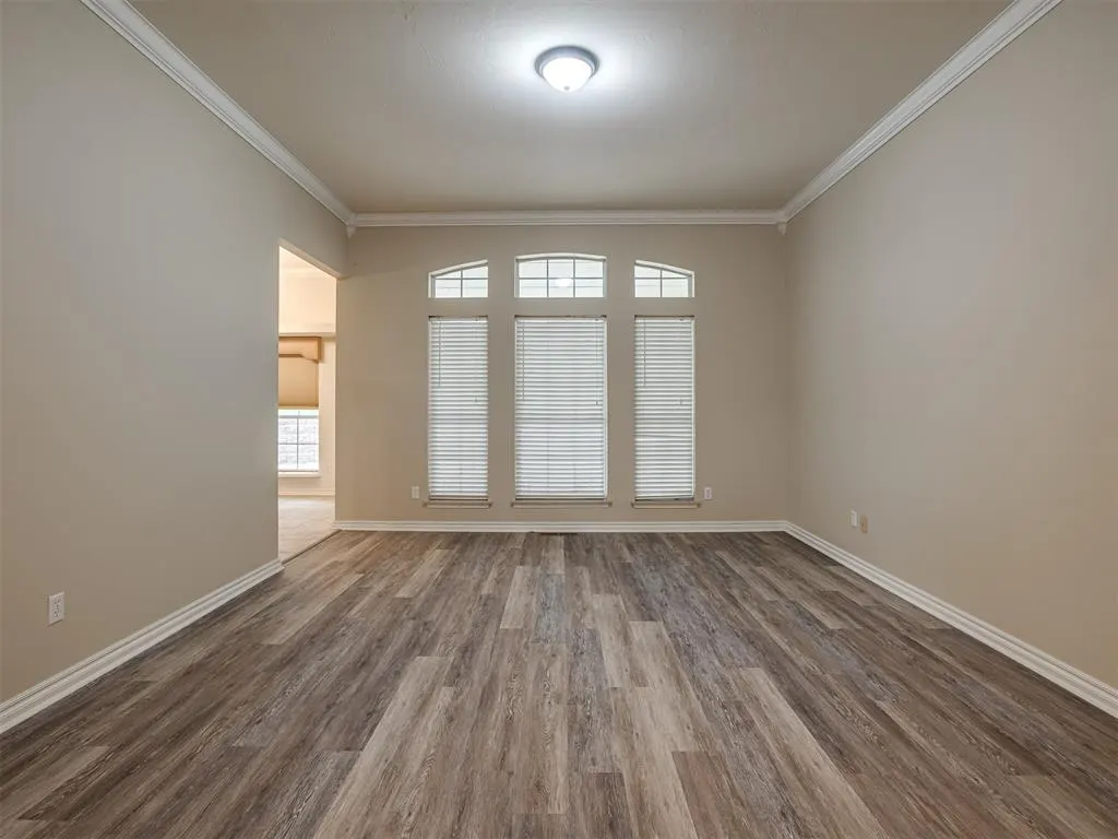 Photo 6 — 709 N Creek Drive, Edmond, OK 73034