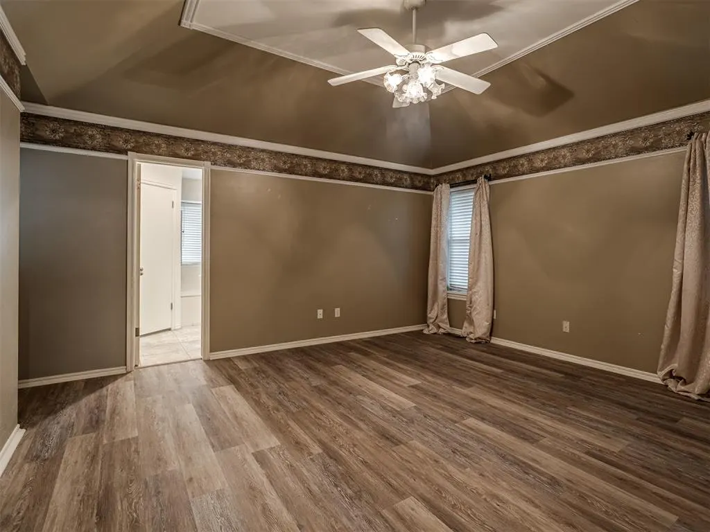 Photo 13 — 709 N Creek Drive, Edmond, OK 73034
