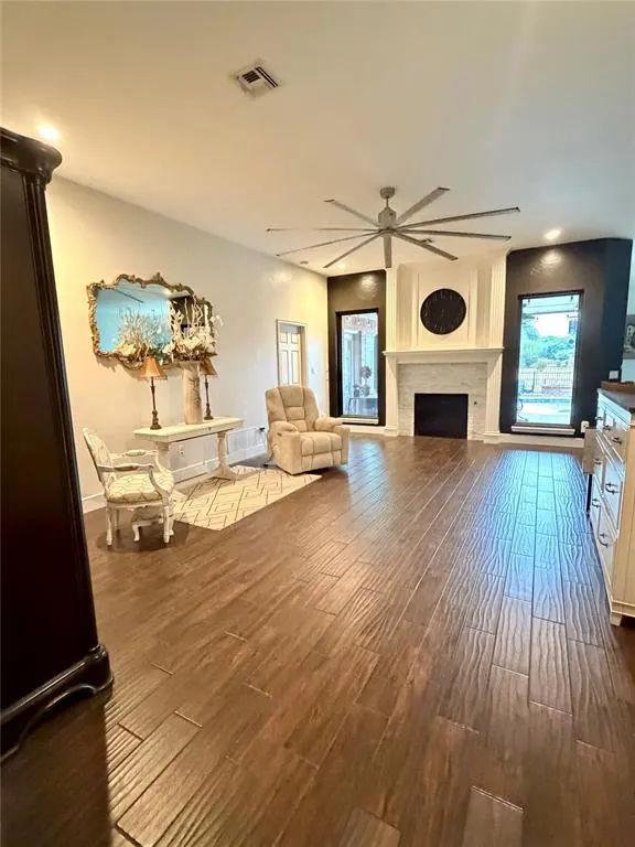 Photo 8 — 7204 Green Meadow Lane, Oklahoma City, OK 73132