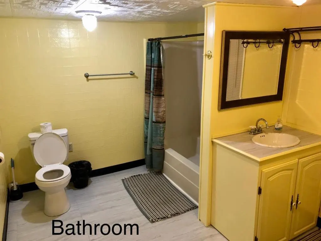 Photo 20 — 411 E Hickory Street, Holdenville, OK 74848
