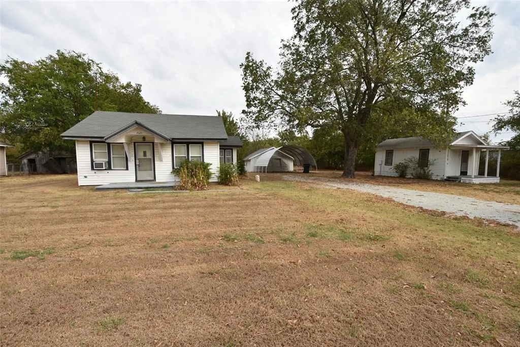 Photo 3 — 2020 N Union Avenue, Seminole, OK 74868