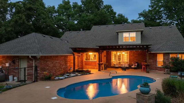 Photo 3 — 16316 Cobblestone Circle, Choctaw, OK 73020
