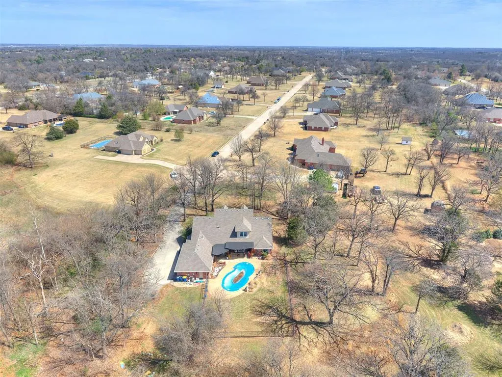 Photo 50 — 16316 Cobblestone Circle, Choctaw, OK 73020