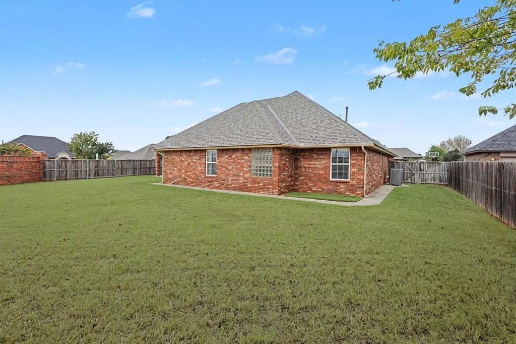 Photo 31 — 2512 NW 151st Street, Edmond, OK 73013