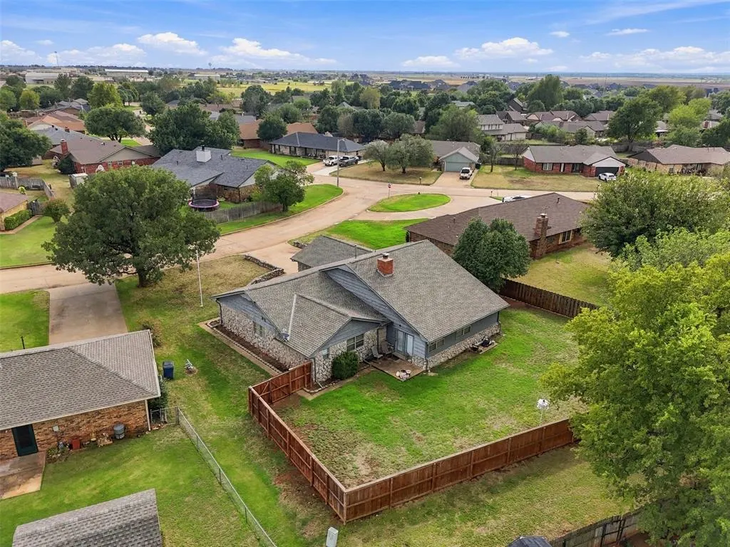 Photo 10 — 914 W Fay Avenue, Kingfisher, OK 73750