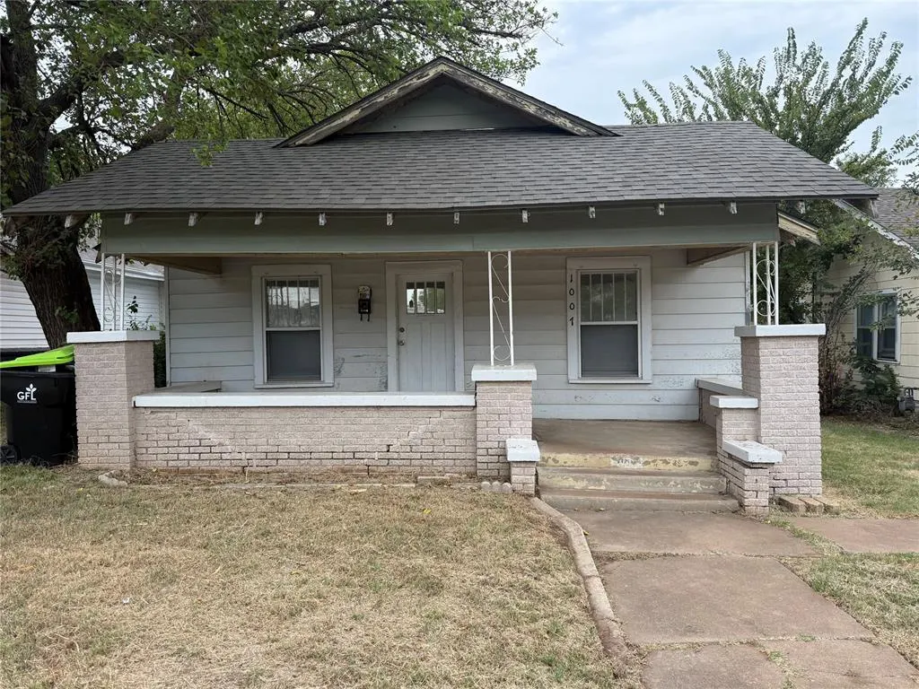 Front exterior — 1007 N Bdwy Avenue, Shawnee, OK 74801