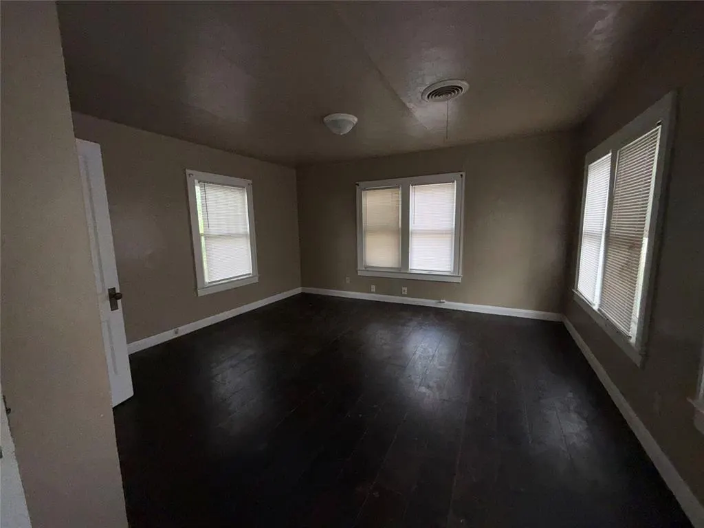 Photo 14 — 1007 N Bdwy Avenue, Shawnee, OK 74801