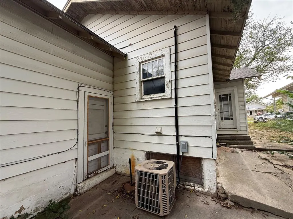 Photo 25 — 1007 N Bdwy Avenue, Shawnee, OK 74801