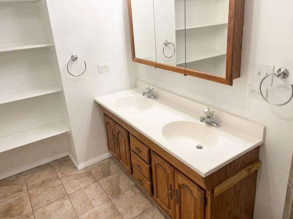 Photo 24 — 5148 N Enville Road, Marietta, OK 73448