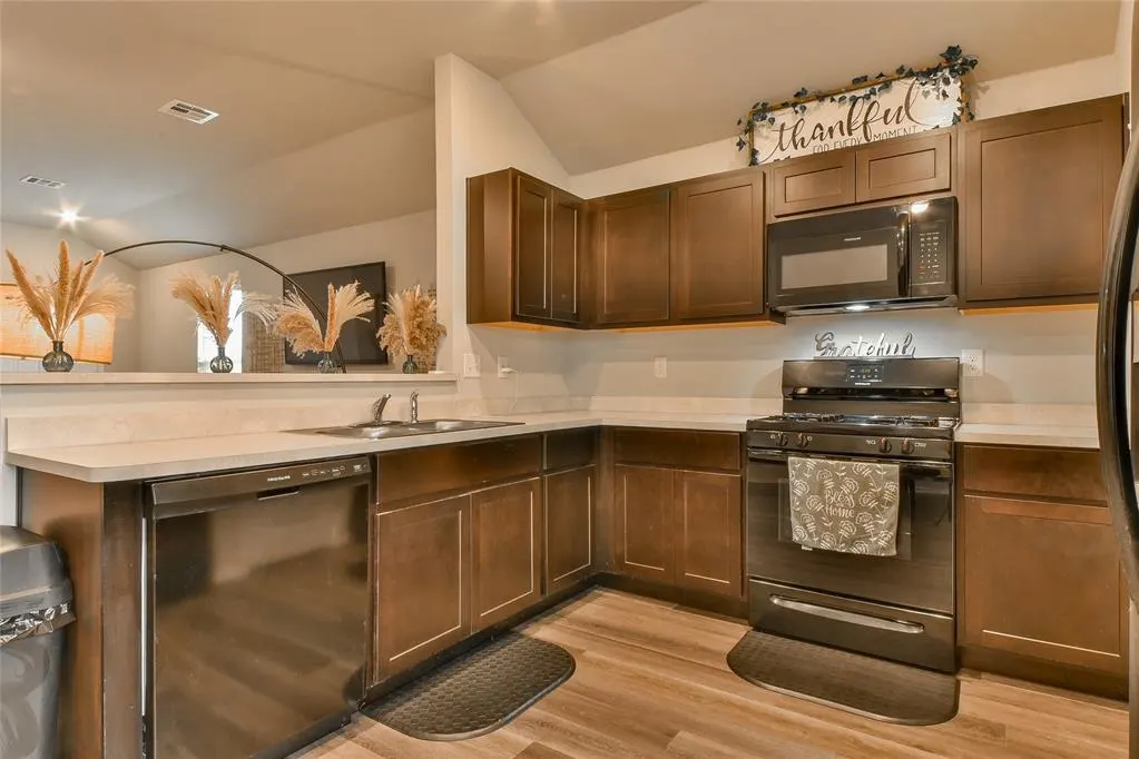 Photo 12 — 1316 Chuck Wagon Drive, El Reno, OK 73036