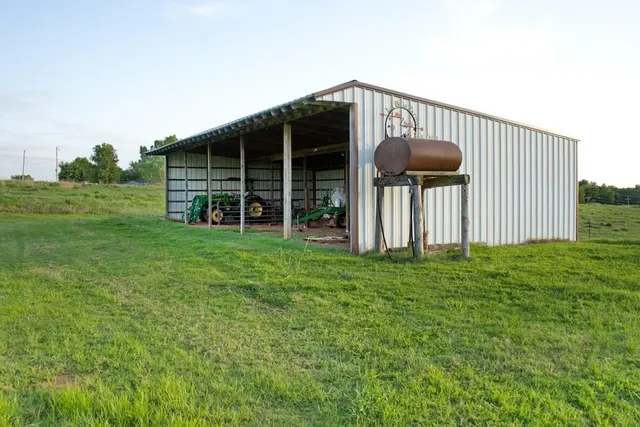 Photo 3 — 18809 230th Street, Washington, OK 73093