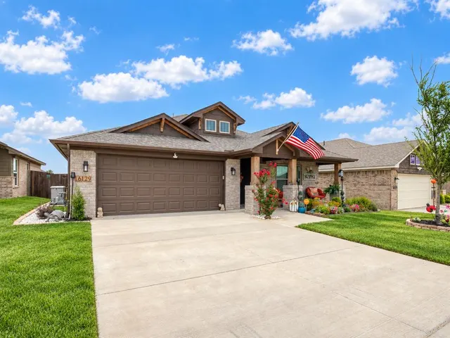 Photo 2 — 16129 Drywater Drive, Oklahoma City, OK 73170
