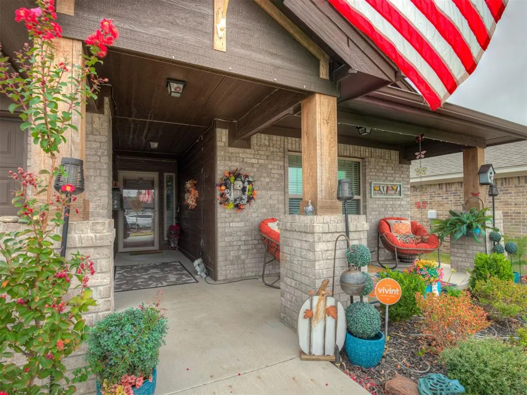 Photo 4 — 16129 Drywater Drive, Oklahoma City, OK 73170