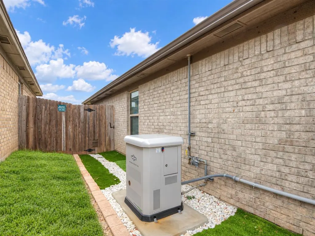 Photo 41 — 16129 Drywater Drive, Oklahoma City, OK 73170