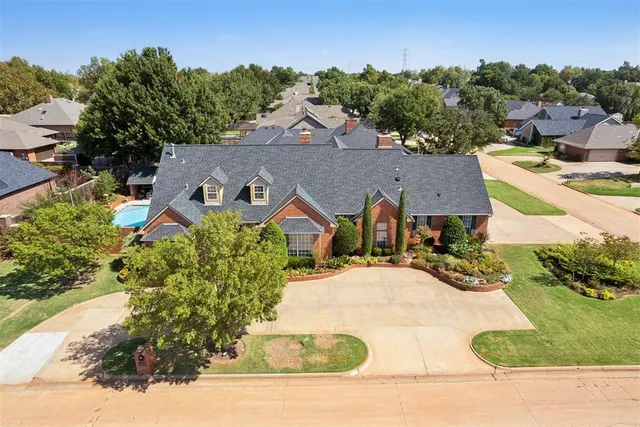 Photo 2 — 11700 Quail Creek Road, Oklahoma City, OK 73120