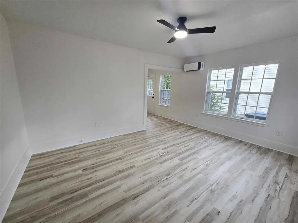 Photo 2 — 2137 NW 29th Street, Oklahoma City, OK 73107