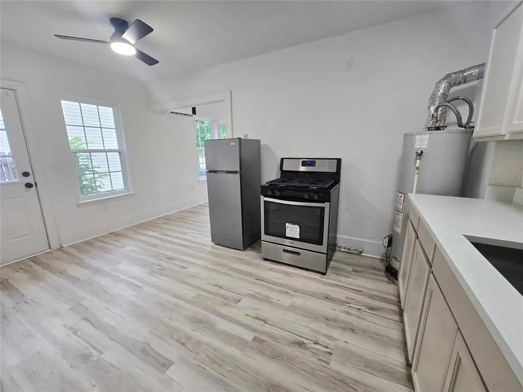 Photo 6 — 2137 NW 29th Street, Oklahoma City, OK 73107