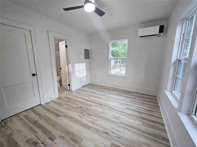 Photo 8 — 2137 NW 29th Street, Oklahoma City, OK 73107