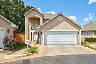 Sold home at 3533 NW 116th