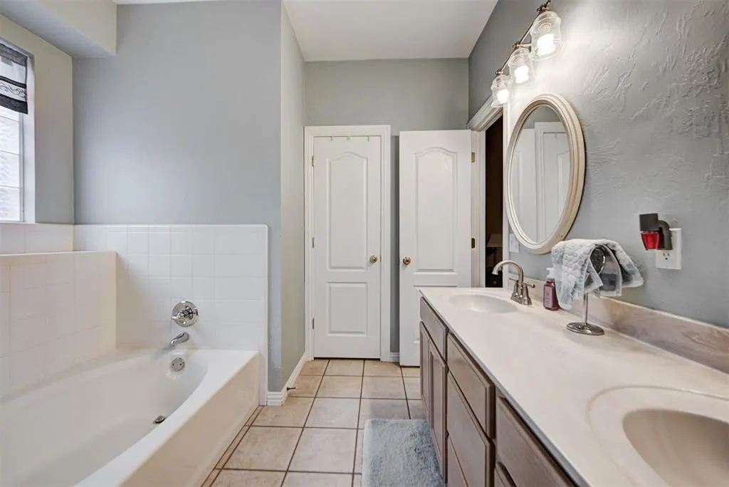 Photo 37 — 17644 Lead Lane, Edmond, OK 73012