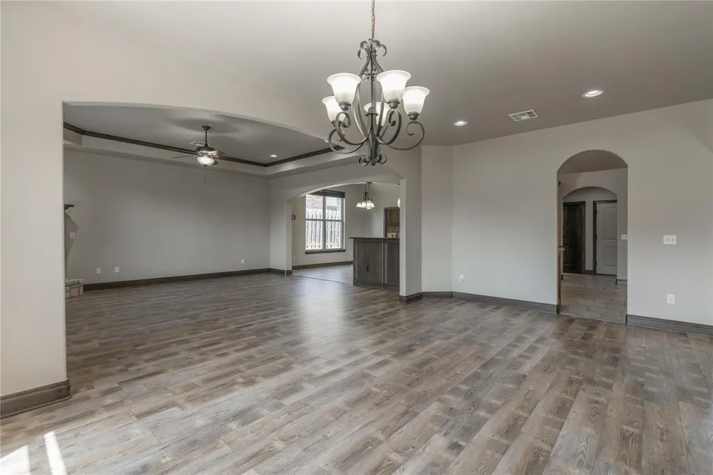 Photo 14 — 4617 Caveat Drive, Edmond, OK 73025