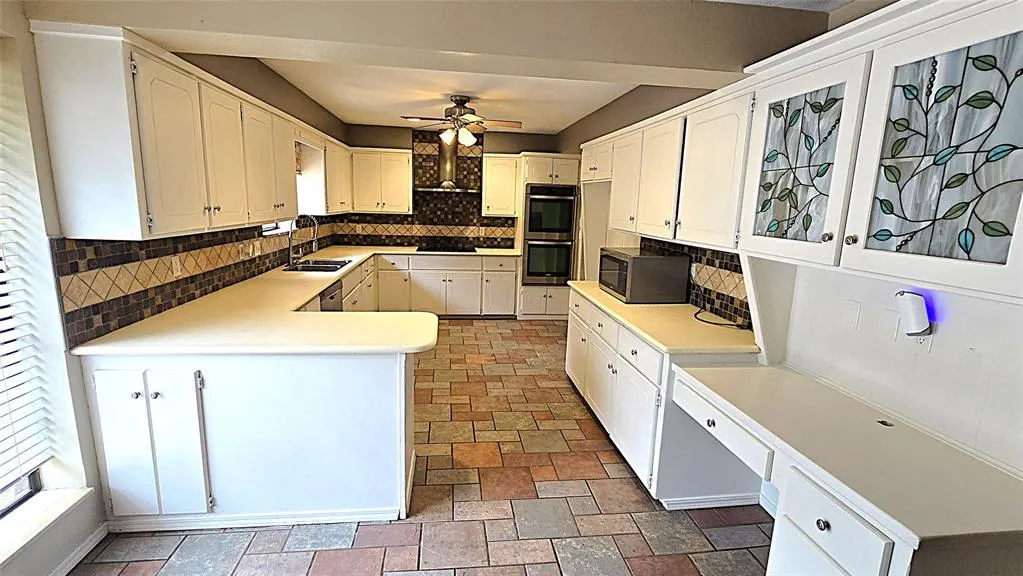 Photo 9 — 1707 Wheaton Drive, Norman, OK 73071