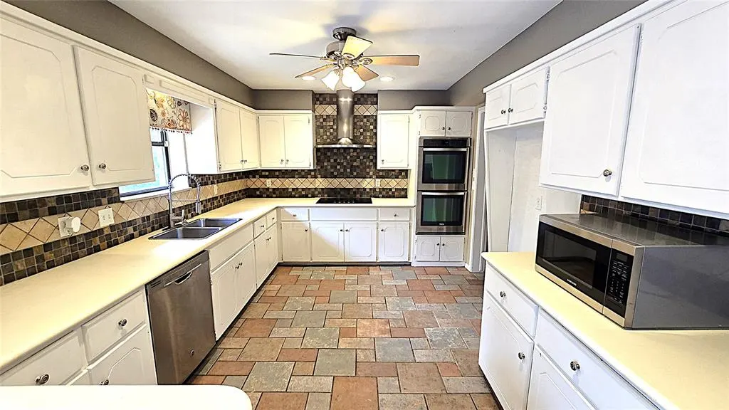 Photo 10 — 1707 Wheaton Drive, Norman, OK 73071