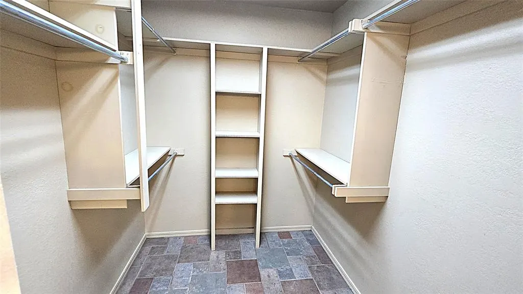 Photo 14 — 1707 Wheaton Drive, Norman, OK 73071