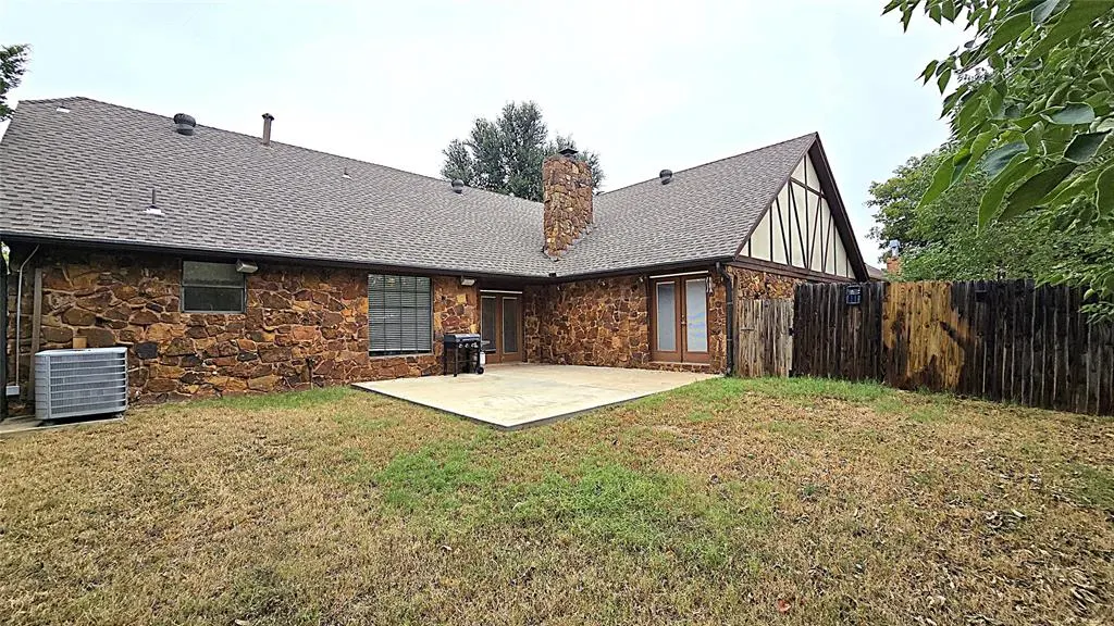 Photo 26 — 1707 Wheaton Drive, Norman, OK 73071