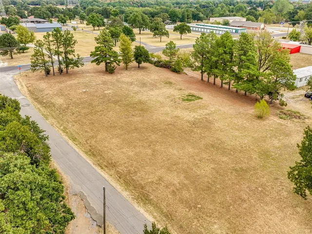Photo 4 — 15610 SE 29th Street, Choctaw, OK 73020