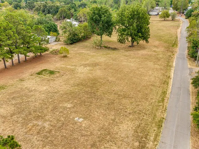Photo 6 — 15610 SE 29th Street, Choctaw, OK 73020