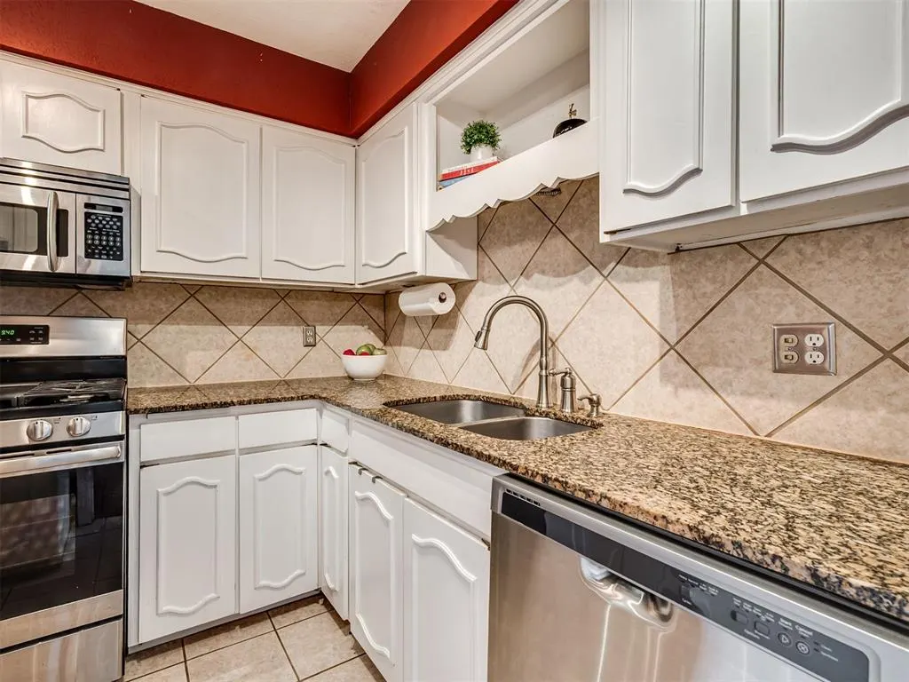 Photo 9 — 2527 NW 62nd Street 219, Oklahoma City, OK 73112