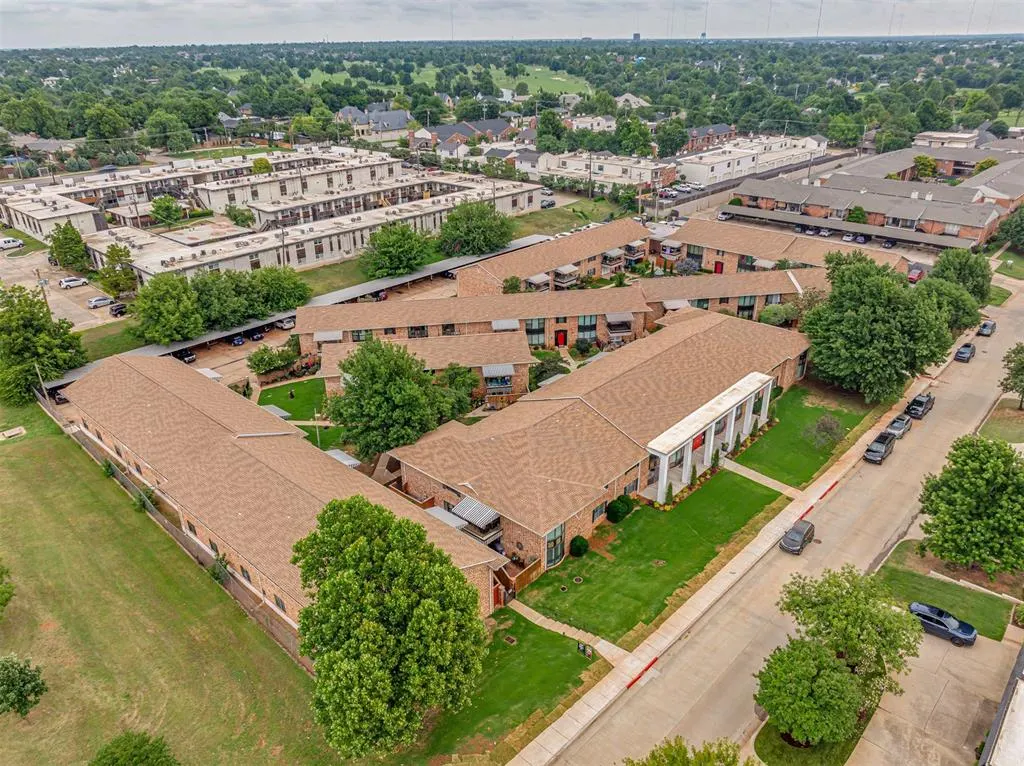 Photo 28 — 2527 NW 62nd Street 219, Oklahoma City, OK 73112
