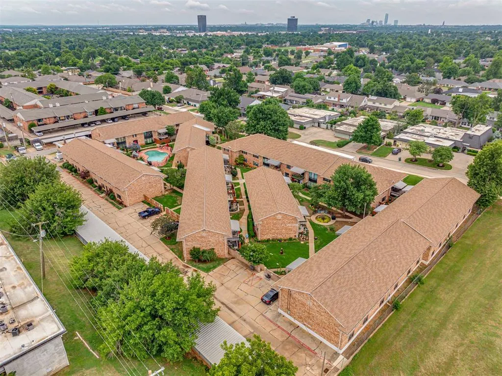Photo 32 — 2527 NW 62nd Street 219, Oklahoma City, OK 73112
