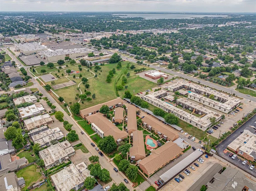 Photo 34 — 2527 NW 62nd Street 219, Oklahoma City, OK 73112