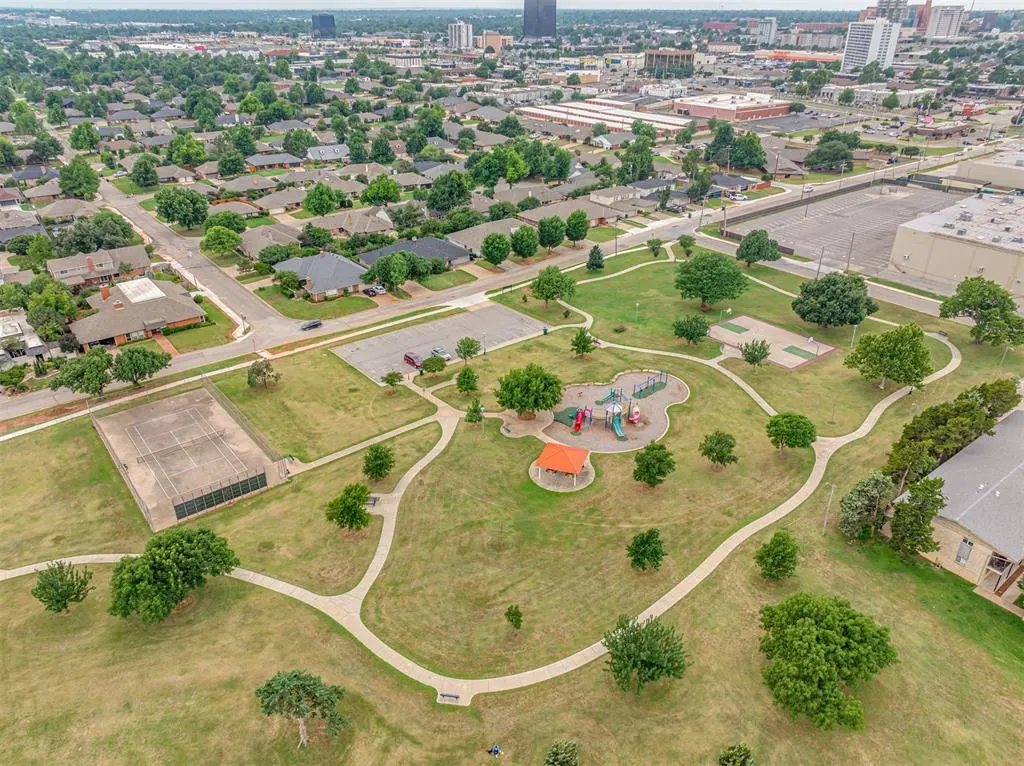 Photo 35 — 2527 NW 62nd Street 219, Oklahoma City, OK 73112