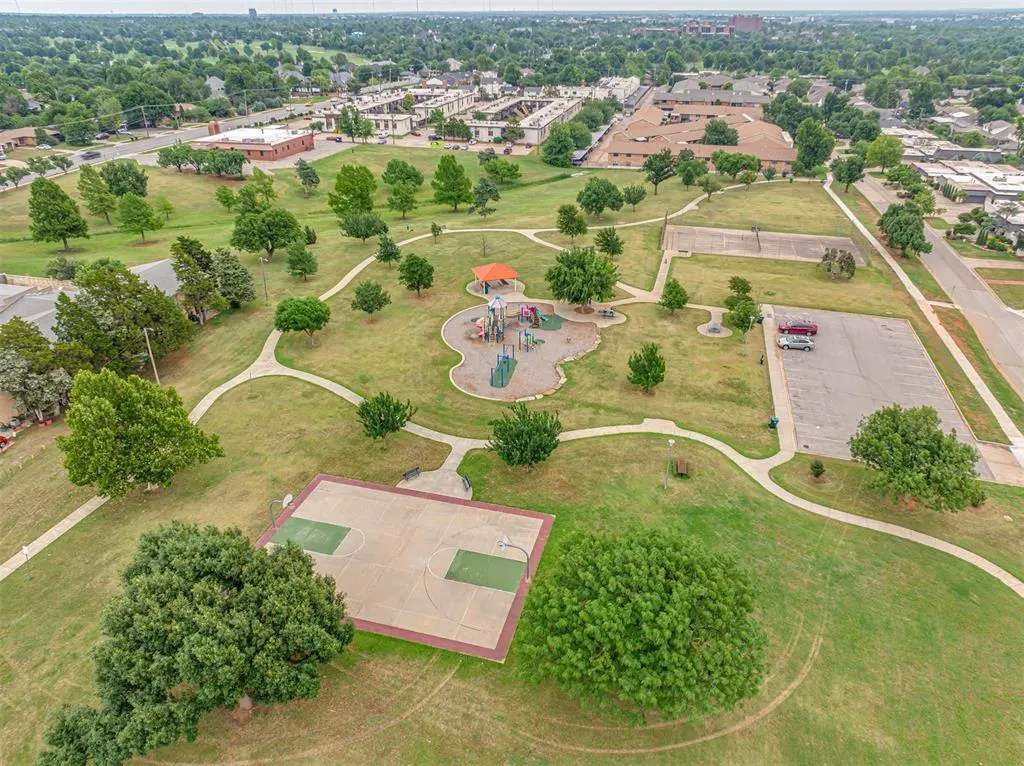 Photo 36 — 2527 NW 62nd Street 219, Oklahoma City, OK 73112