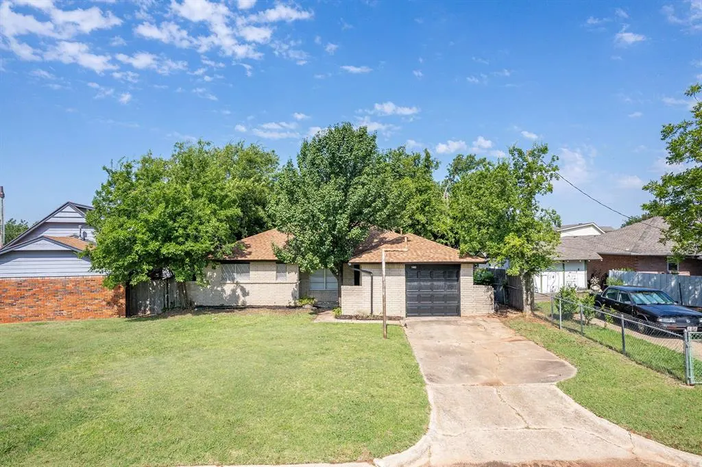 Photo 33 — 1403 N Nail Parkway, Moore, OK 73160