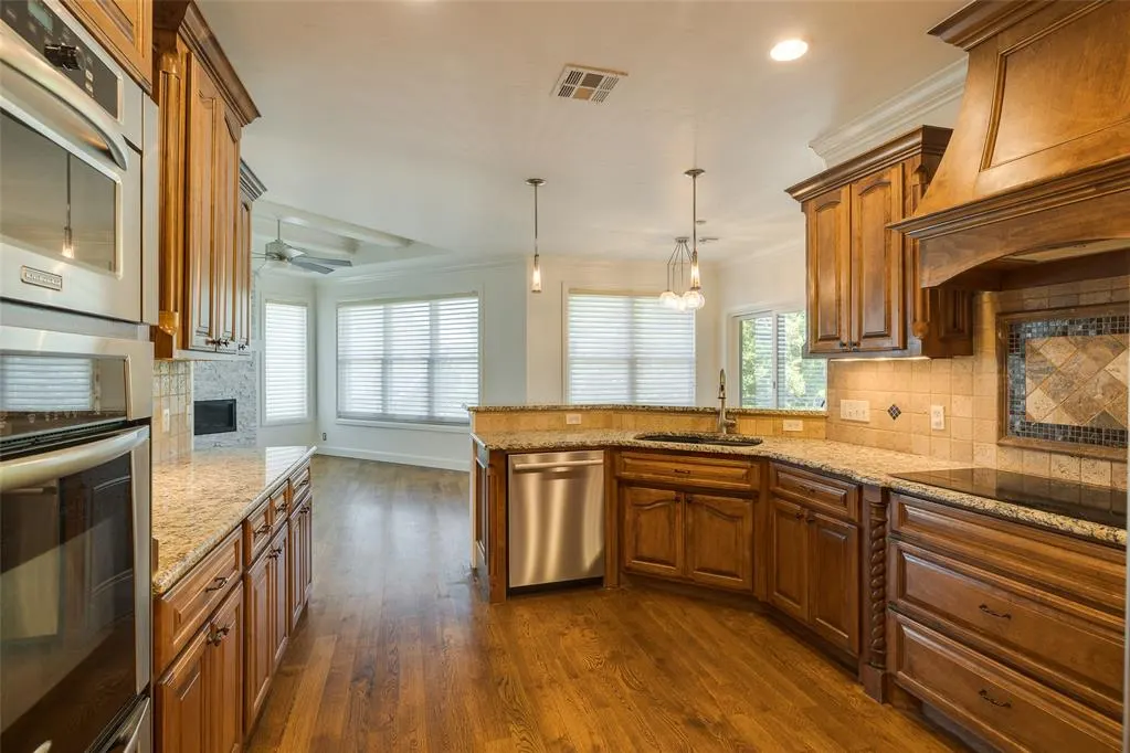 Photo 13 — 4409 Shorthorn Lane, Edmond, OK 73034